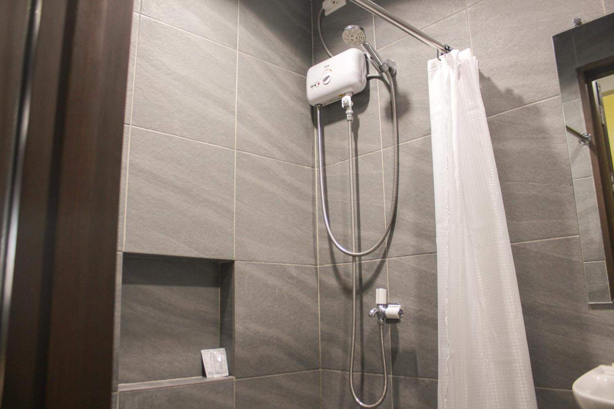 באגויו 217 Bonifacio Residences חדר תמונה